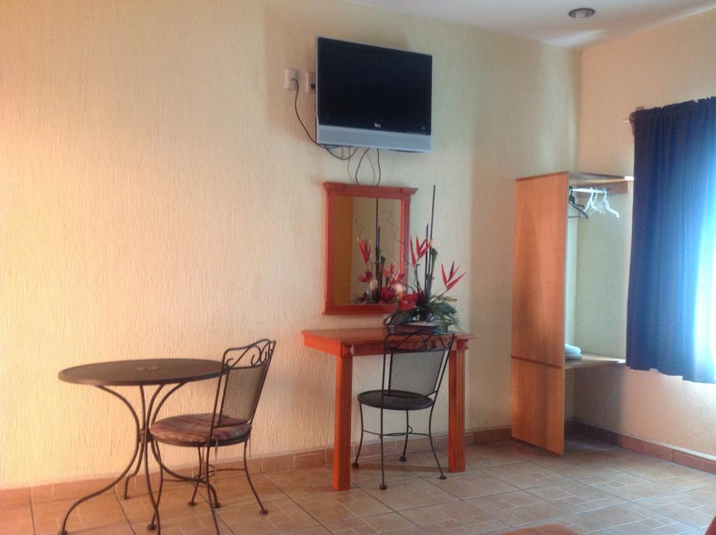 Hotel Genoves San Juan de los Lagos Oda fotoğraf