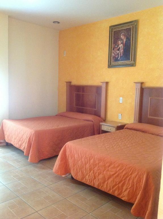 Hotel Genoves San Juan de los Lagos Oda fotoğraf